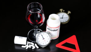 Ipren eller Alvedon och alkohol: Risker och väntetider